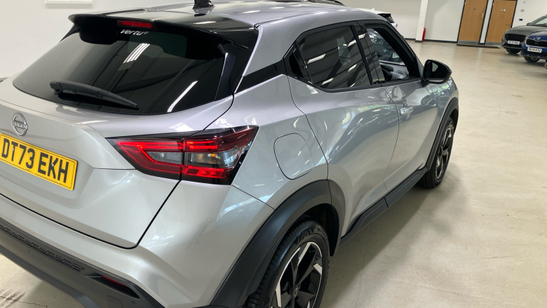 Nissan Juke 1.0 DiG-T 114 N-Connecta 5dr DCT Petrol Hatchback